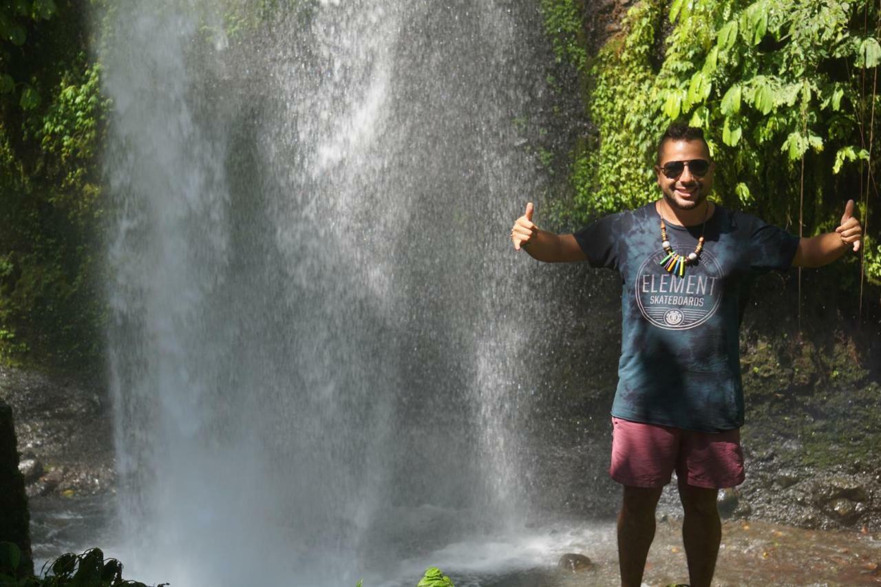 A Pousada La Favela Gili Trawangan Exterior foto